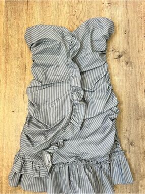 Ecote Blue Striped Strapless Ruffle Dress